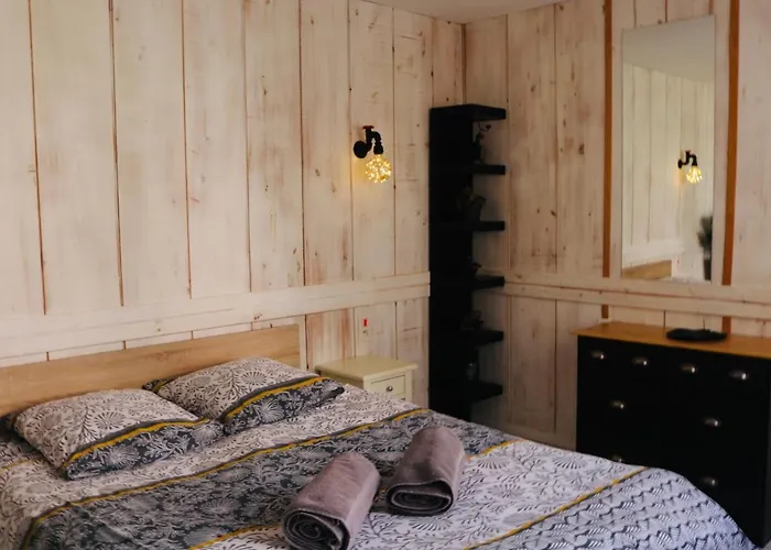 Duplex, 2 Sdb, 2 Chambres, Dans Impasse En Centre-ville Gérardmer